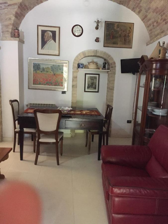 Villa Anna Savini Casa Vacanze Atri Bagian luar foto