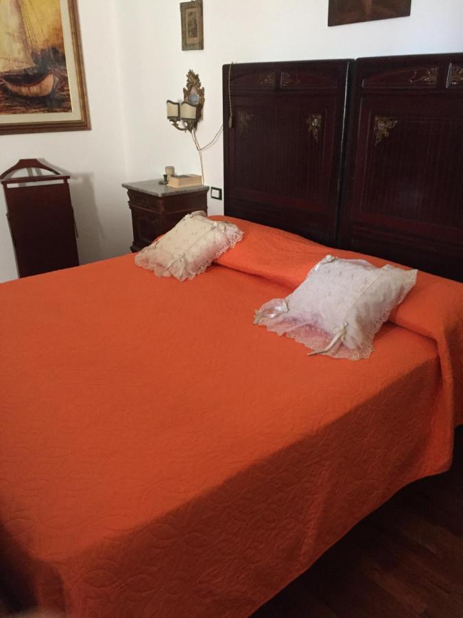 Villa Anna Savini Casa Vacanze Atri Bagian luar foto