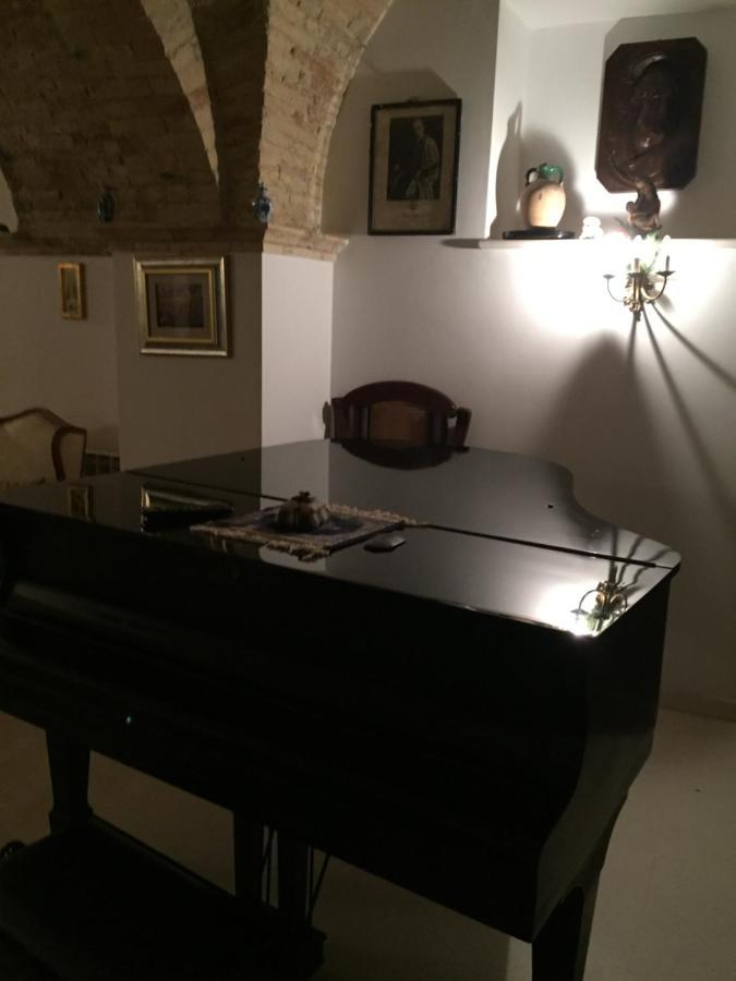 Villa Anna Savini Casa Vacanze Atri Bagian luar foto
